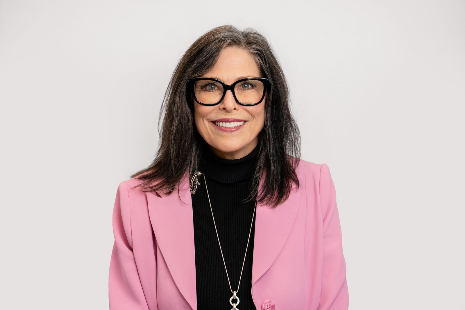 Lynn, a Winning Orthodontic Smiles patient